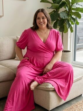 Women’s Hot Pink Wrap-Style Romper 4X